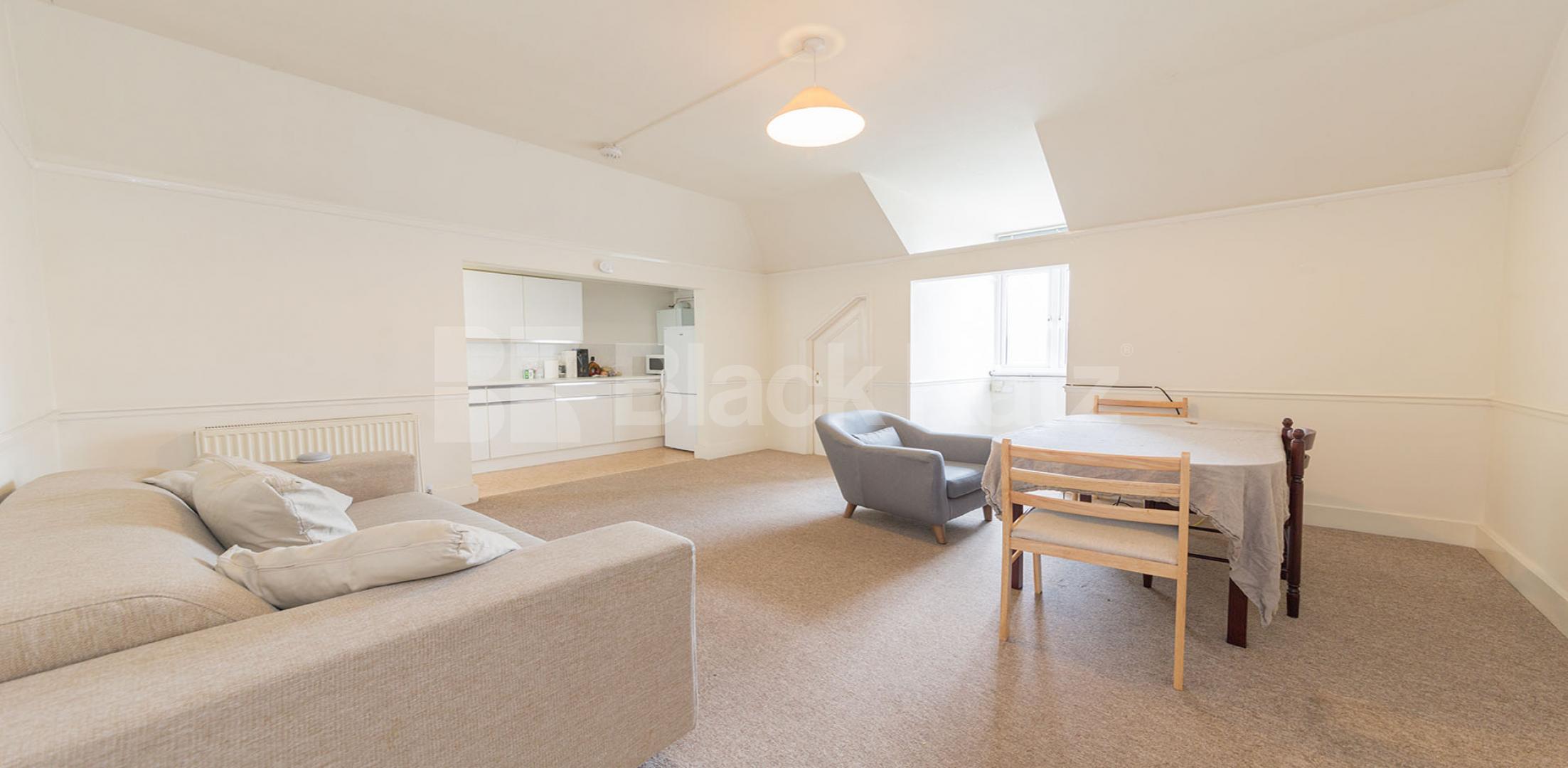 			NEW INSTRUCTION! AVAIL 6/4/19, 2 Bedroom, 1 bath, 1 reception Flat			 Strathray Gardens, SWISS COTTAGE